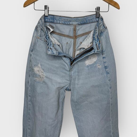 American Eagle Highest Waist 90s Boyfriend Jean Size 0 Light Wash Ripped Denim - Picture 5 of 9